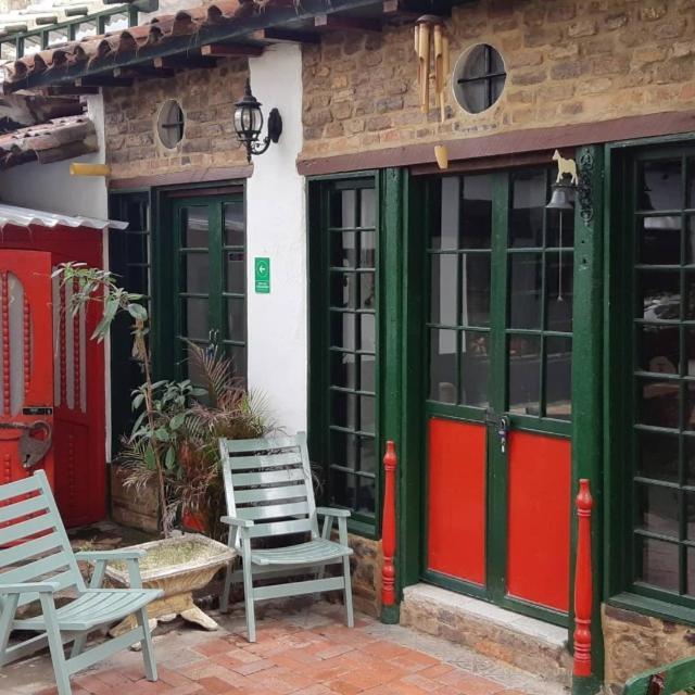 Cedron Hostel Bogota Exterior photo