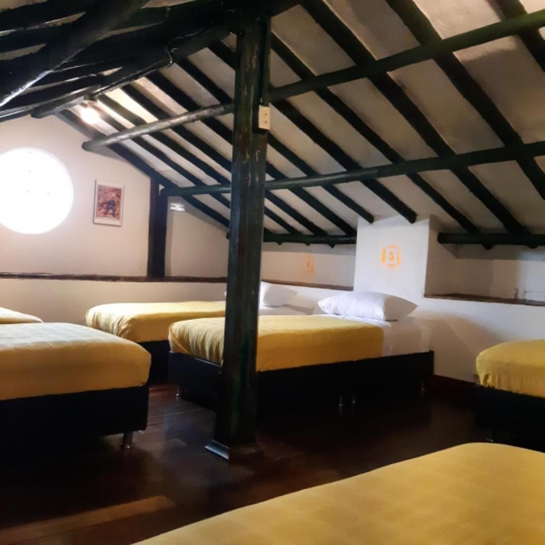 Cedron Hostel Bogota Exterior photo